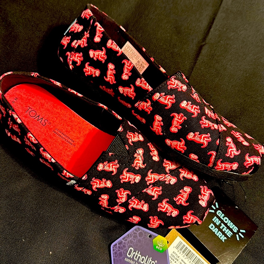 TOMS T-Rex Skeleton Glow in the Dark Alpargata Shoes W 5 NWOB